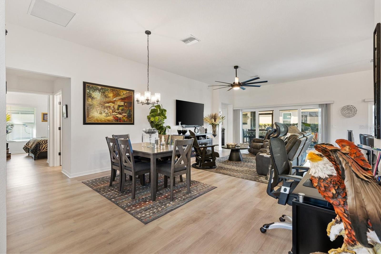 Image 4 of 29 For 7004 Minchew Circle