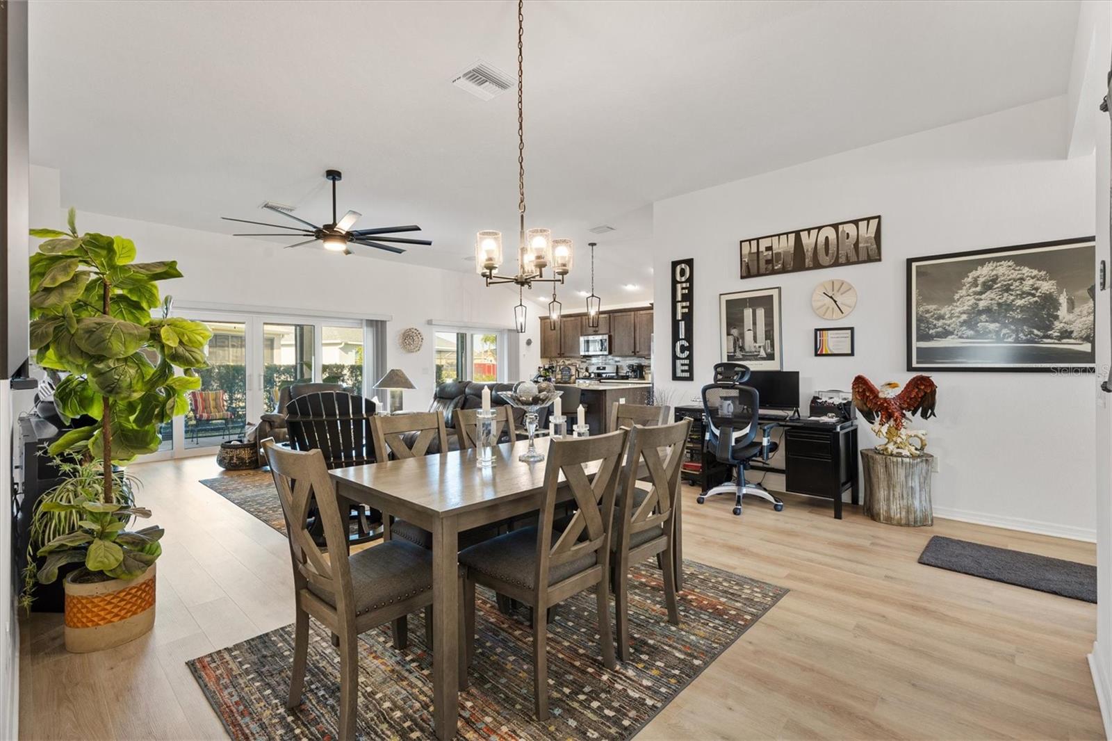 Image 5 of 29 For 7004 Minchew Circle