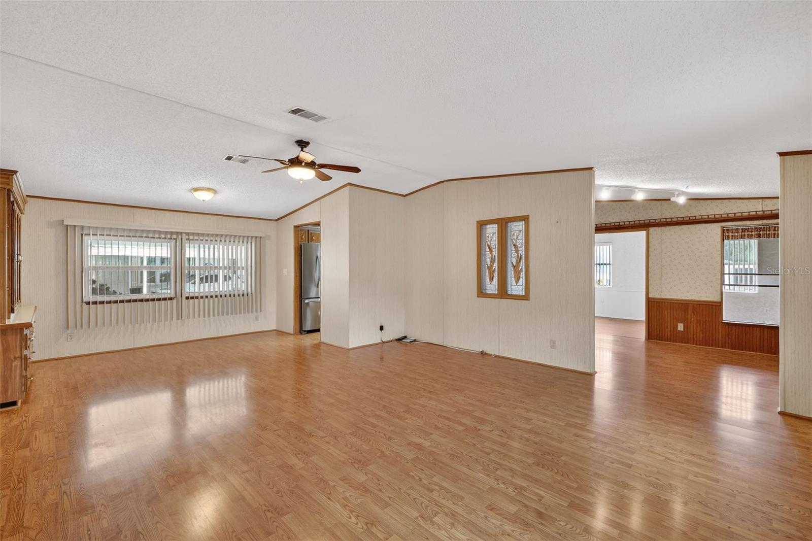 Image 13 of 29 For 3913 Citrus Circle 236