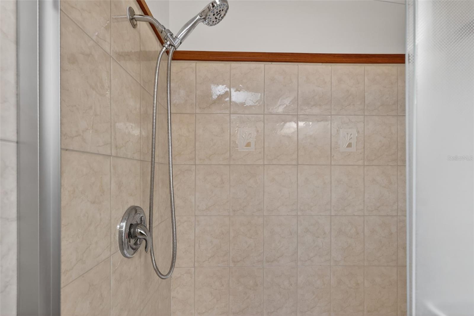 Image 19 of 29 For 3913 Citrus Circle 236