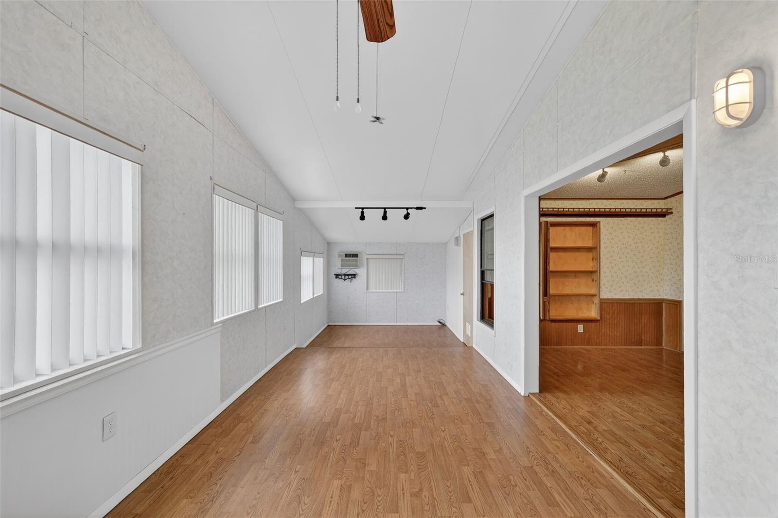 Image 3 of 29 For 3913 Citrus Circle 236