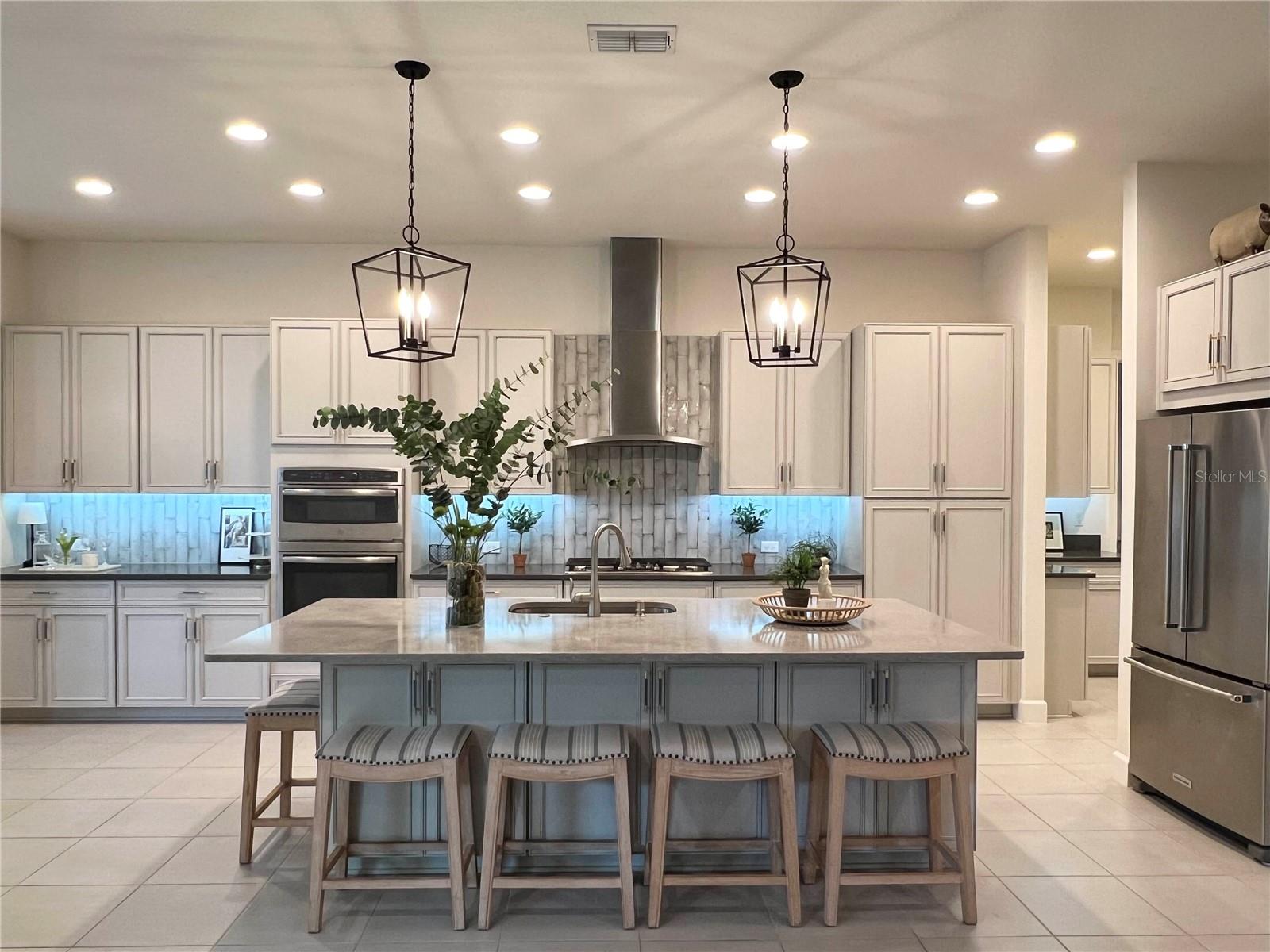 Image 6 of 33 For 2337 Clemblue Road