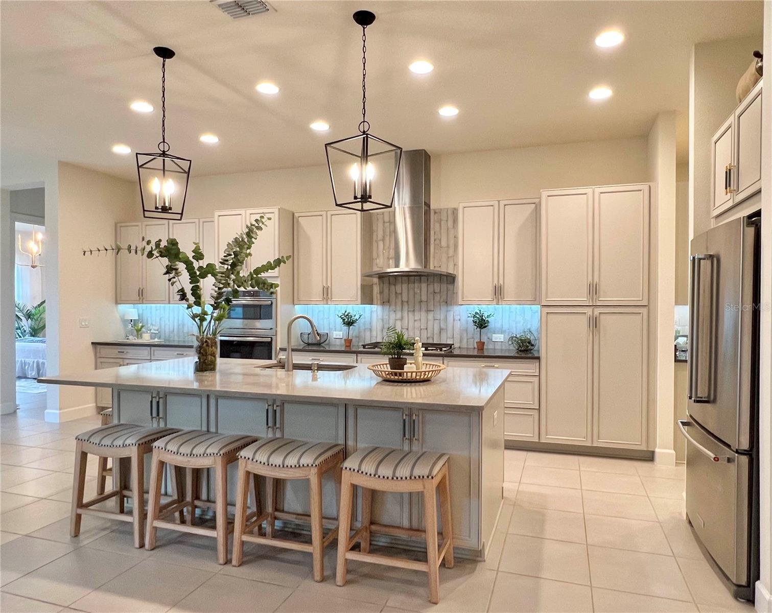 Image 7 of 33 For 2337 Clemblue Road