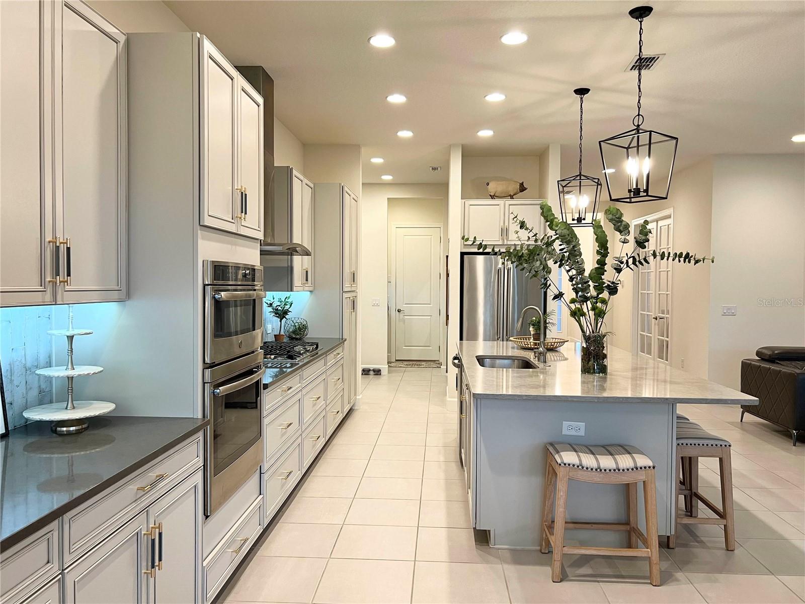 Image 9 of 33 For 2337 Clemblue Road