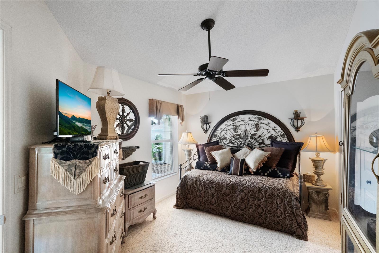 Image 10 of 36 For 2858 Leicester Terrace