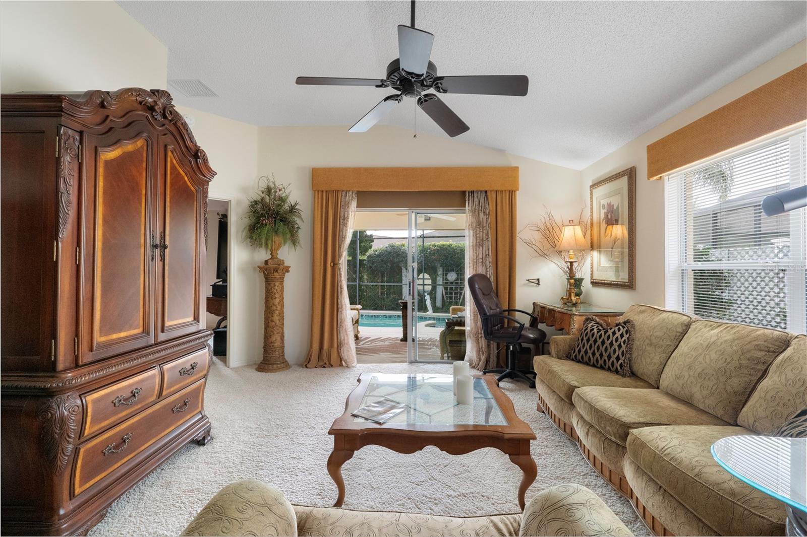 Image 15 of 36 For 2858 Leicester Terrace