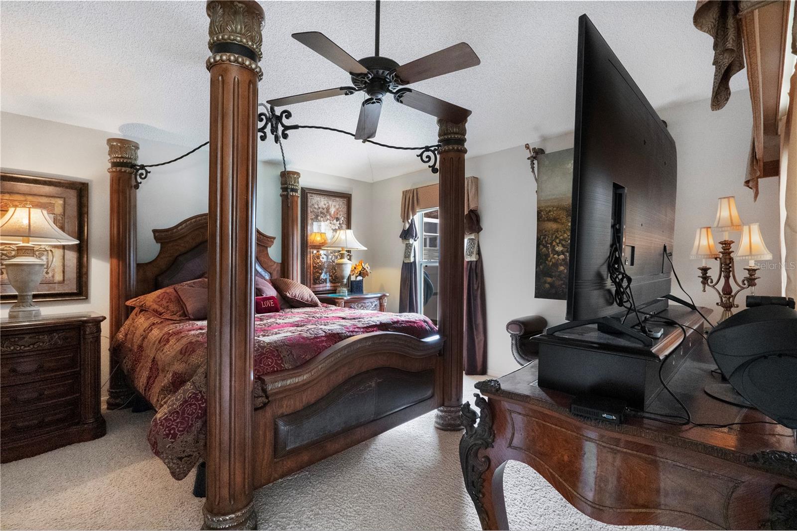 Image 19 of 36 For 2858 Leicester Terrace