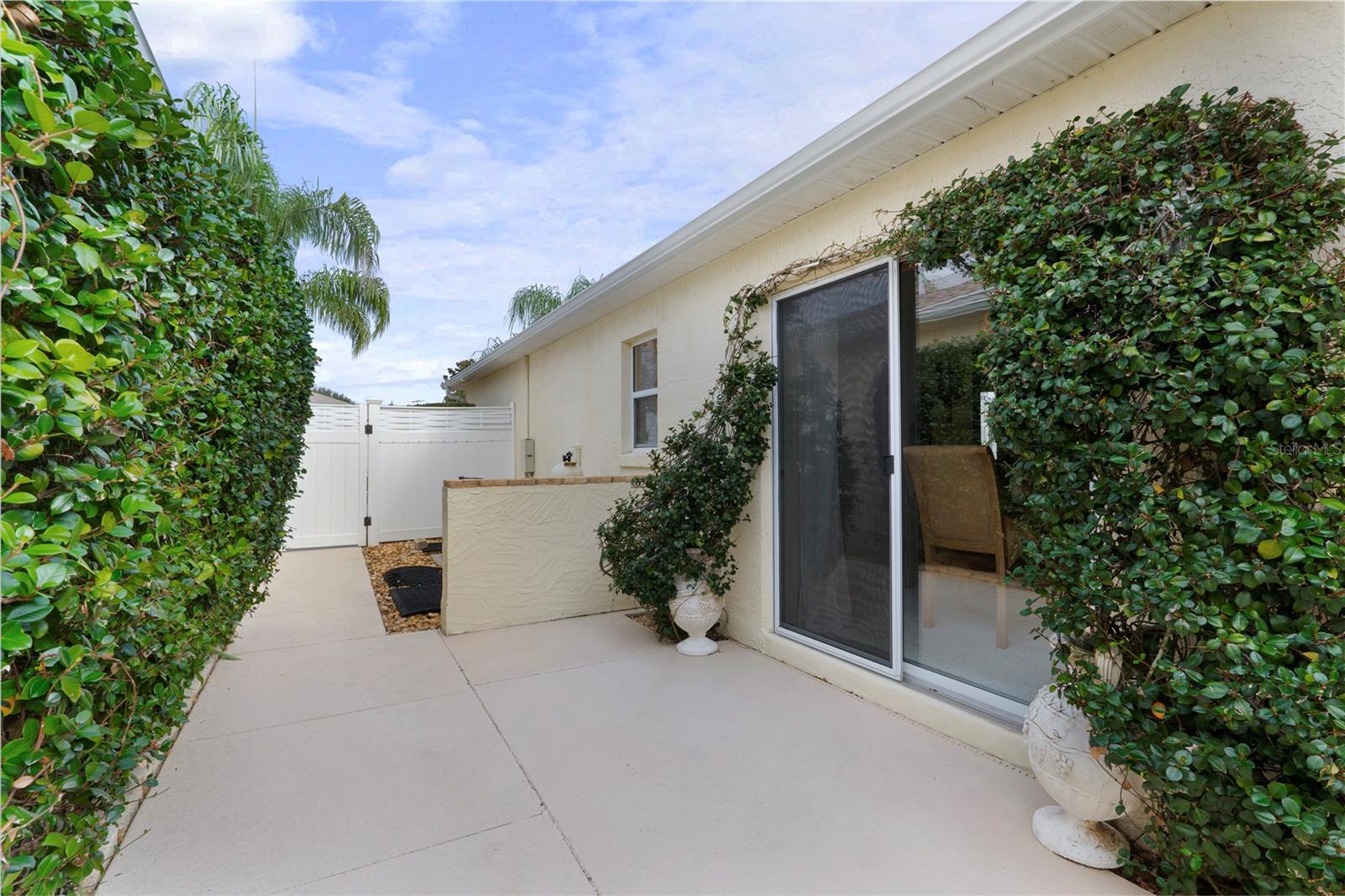 Image 30 of 36 For 2858 Leicester Terrace