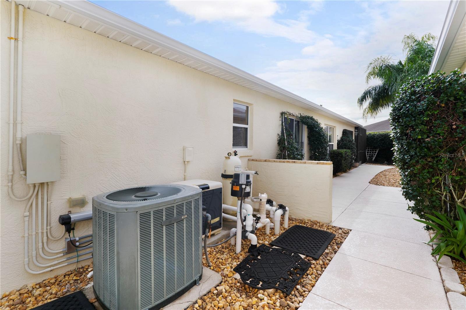 Image 31 of 36 For 2858 Leicester Terrace