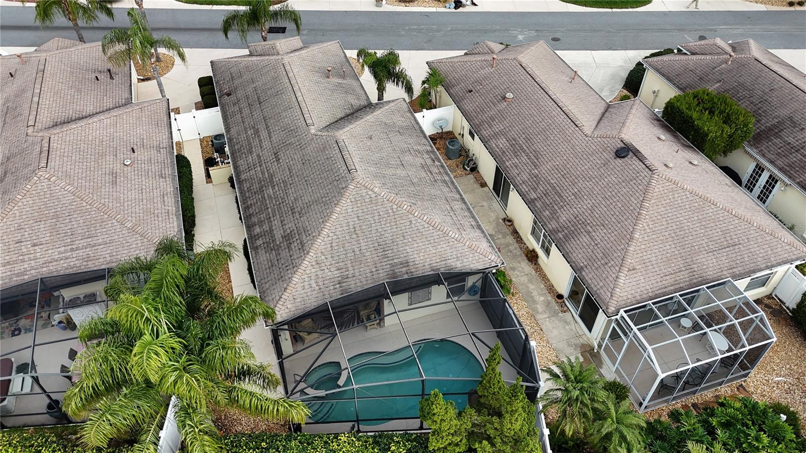 Image 33 of 36 For 2858 Leicester Terrace