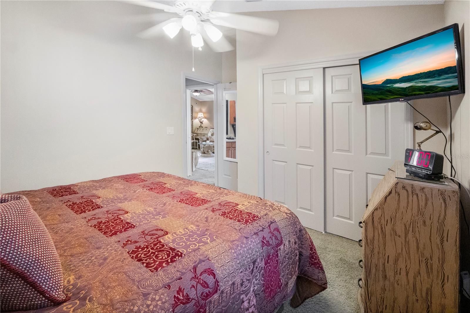 Image 16 of 34 For 2852 Leicester Terrace