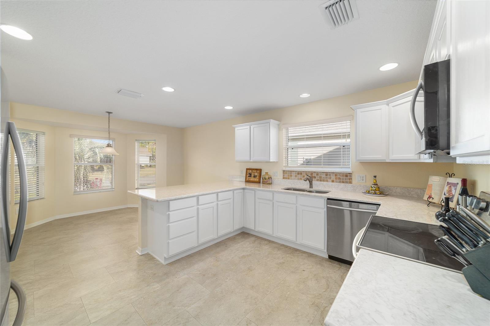 Image 10 of 30 For 2571 Foxbridge Terrace