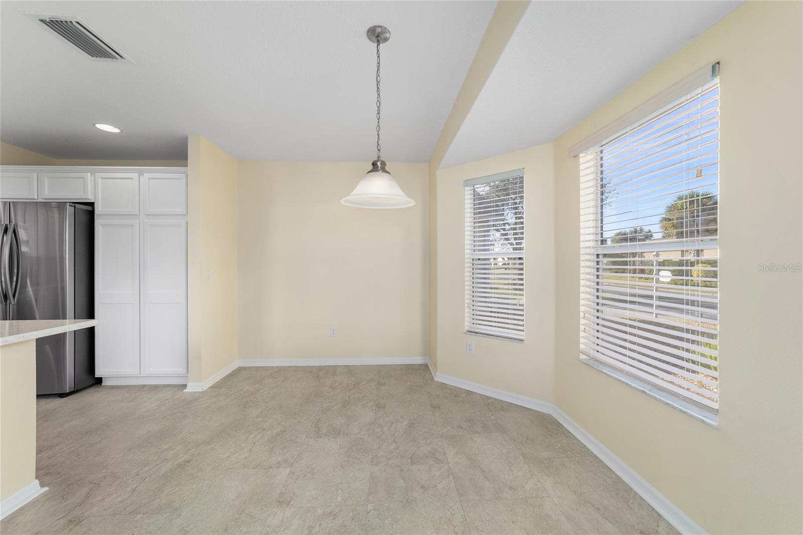 Image 13 of 30 For 2571 Foxbridge Terrace