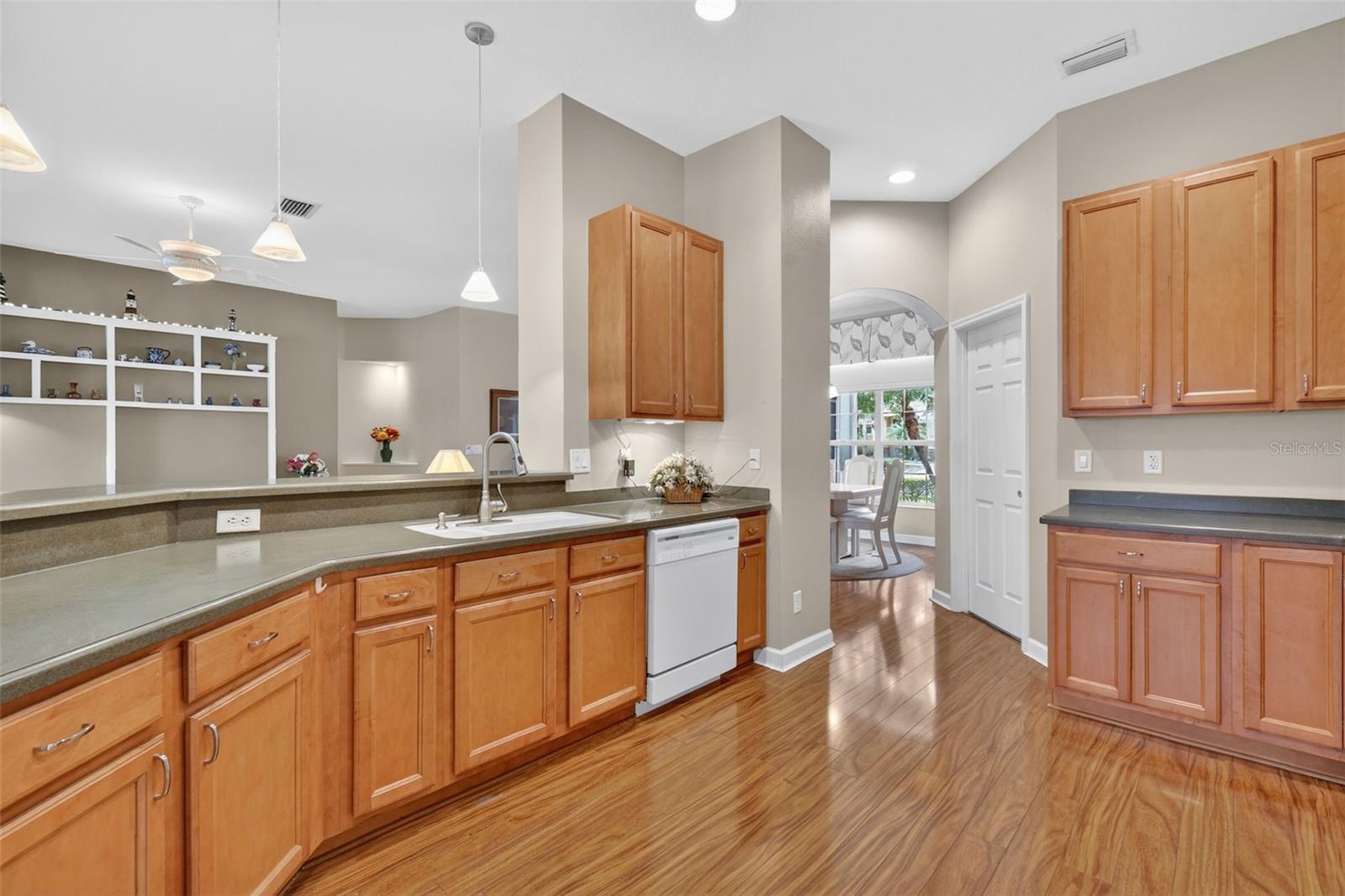 Image 17 of 57 For 8916 Bridgeport Bay Circle