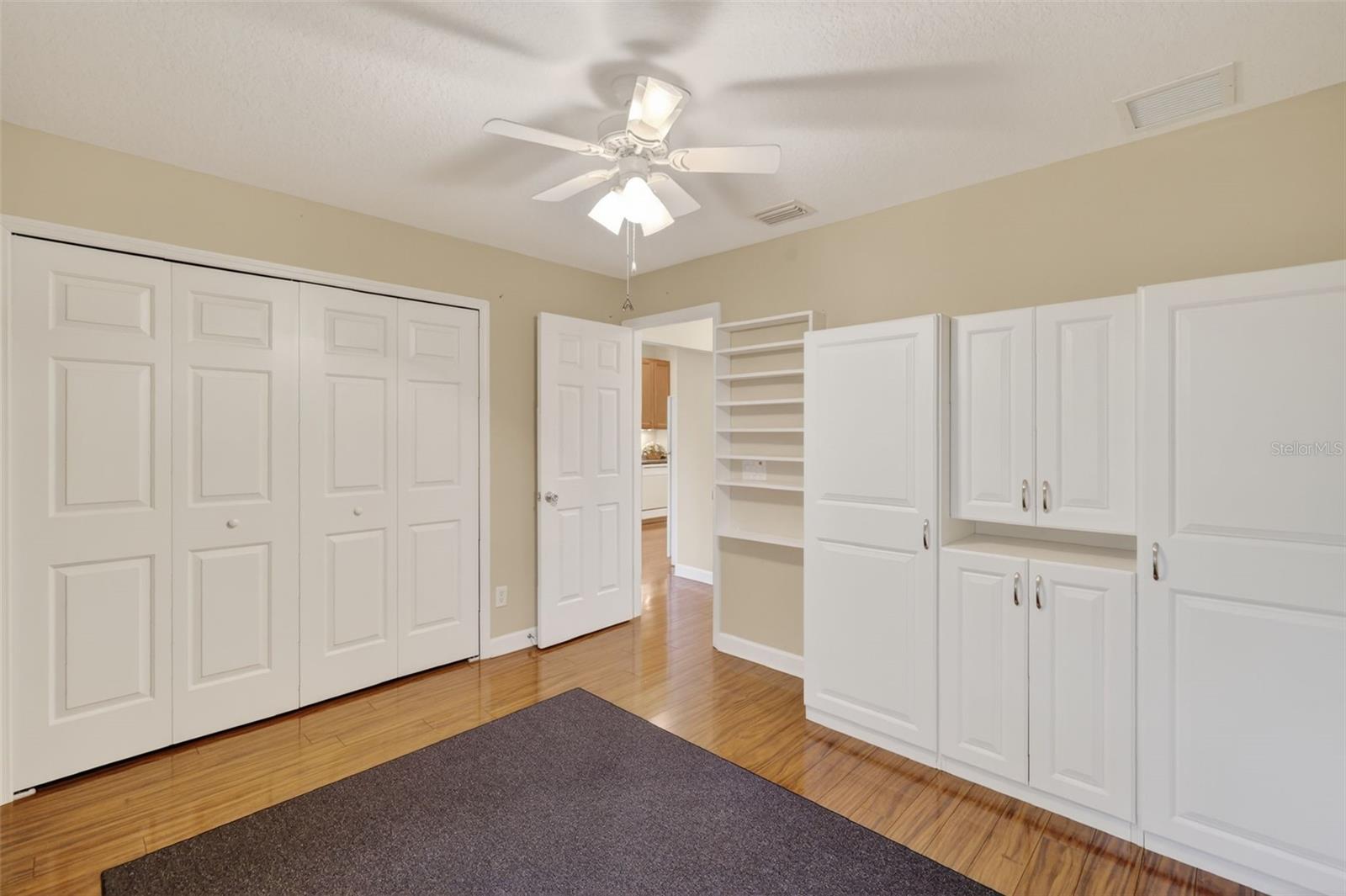 Image 33 of 57 For 8916 Bridgeport Bay Circle