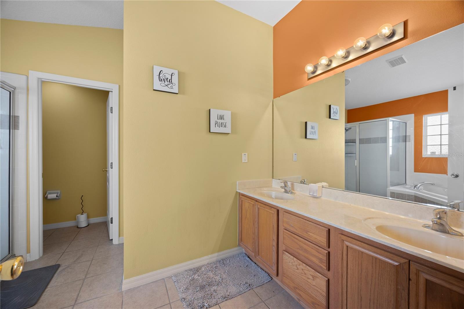 Image 16 of 42 For 415 Regatta Drive