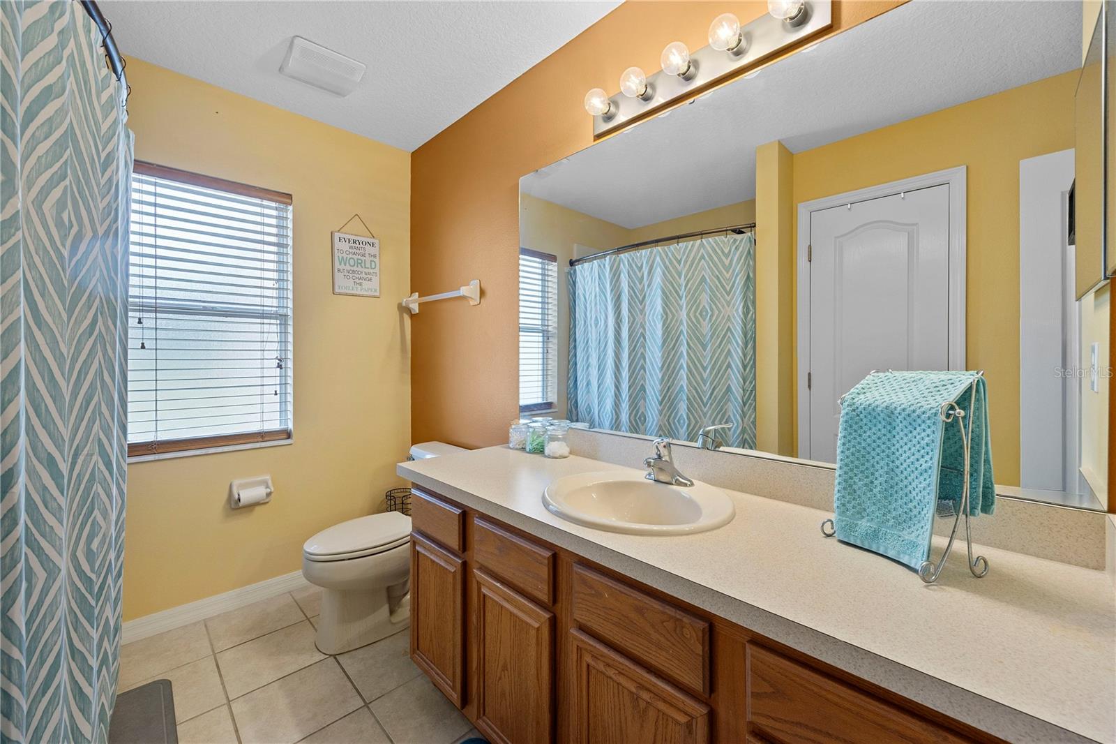 Image 26 of 42 For 415 Regatta Drive