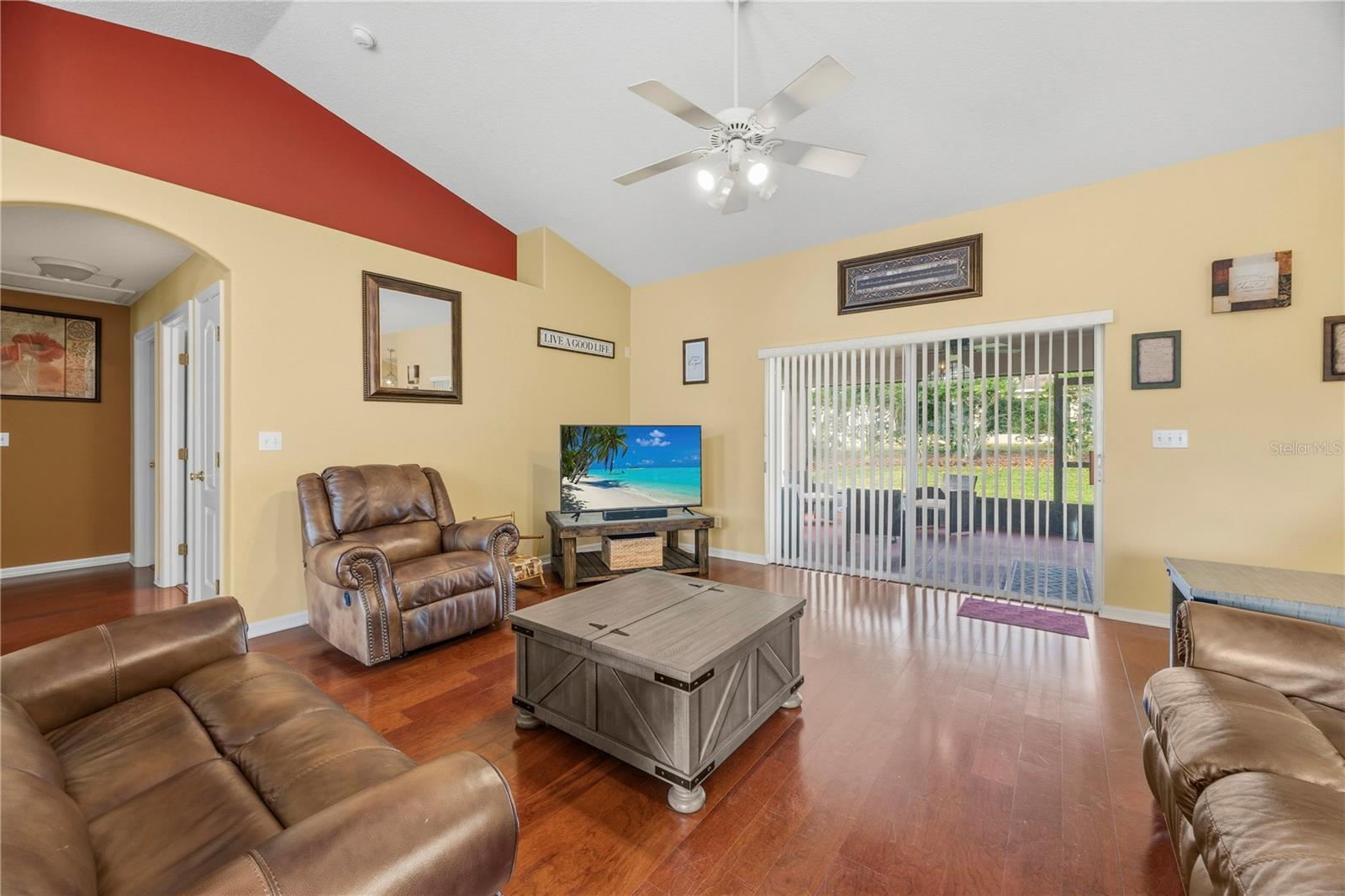 Image 5 of 42 For 415 Regatta Drive