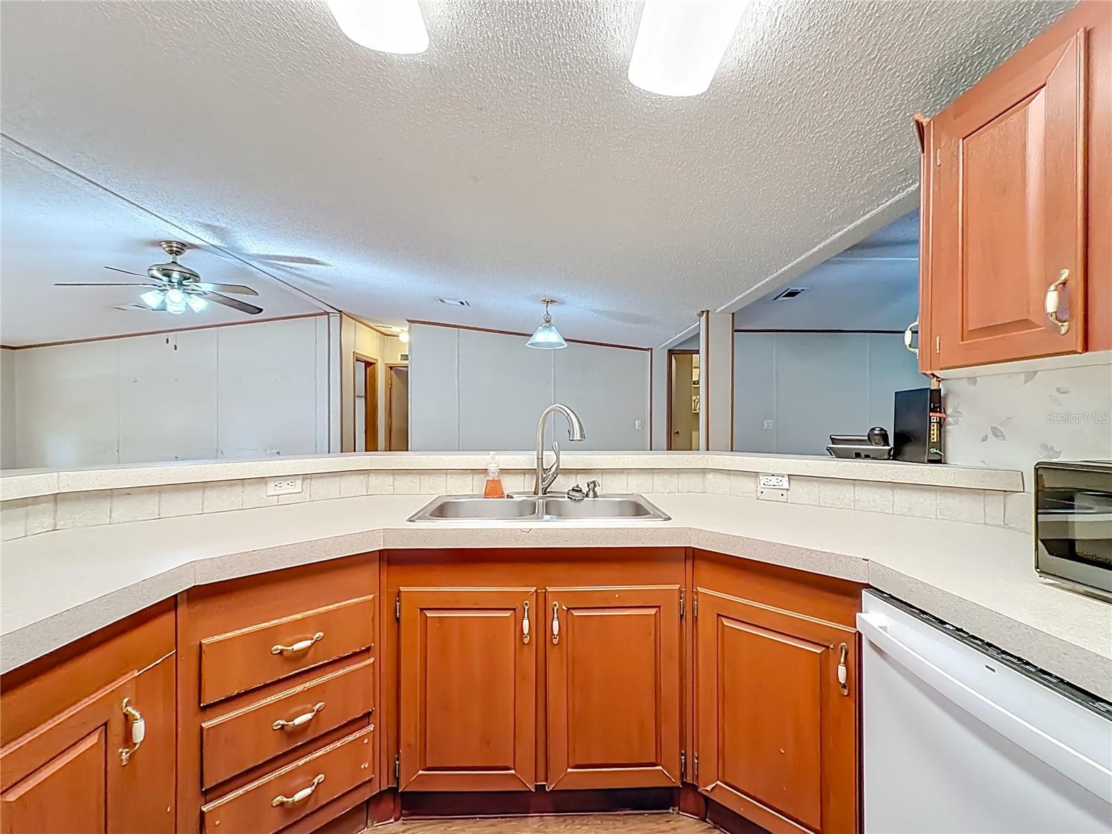 Image 15 of 50 For 9575 155th Street