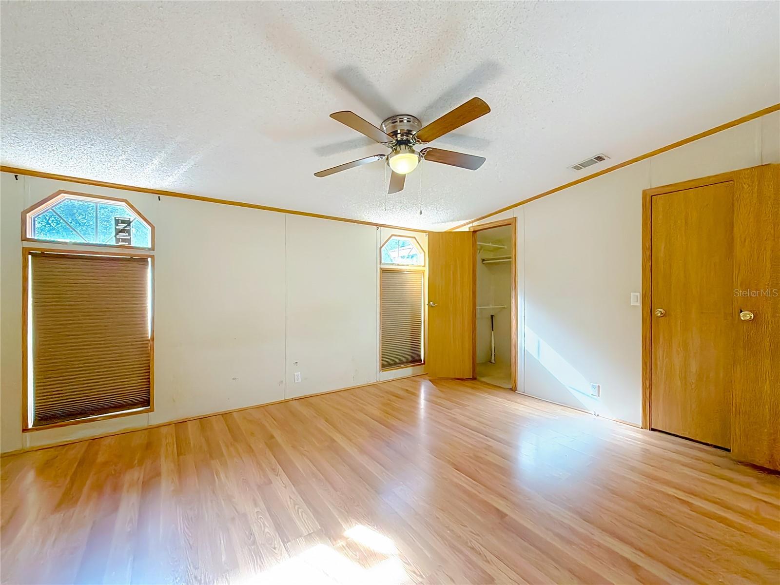 Image 22 of 50 For 9575 155th Street