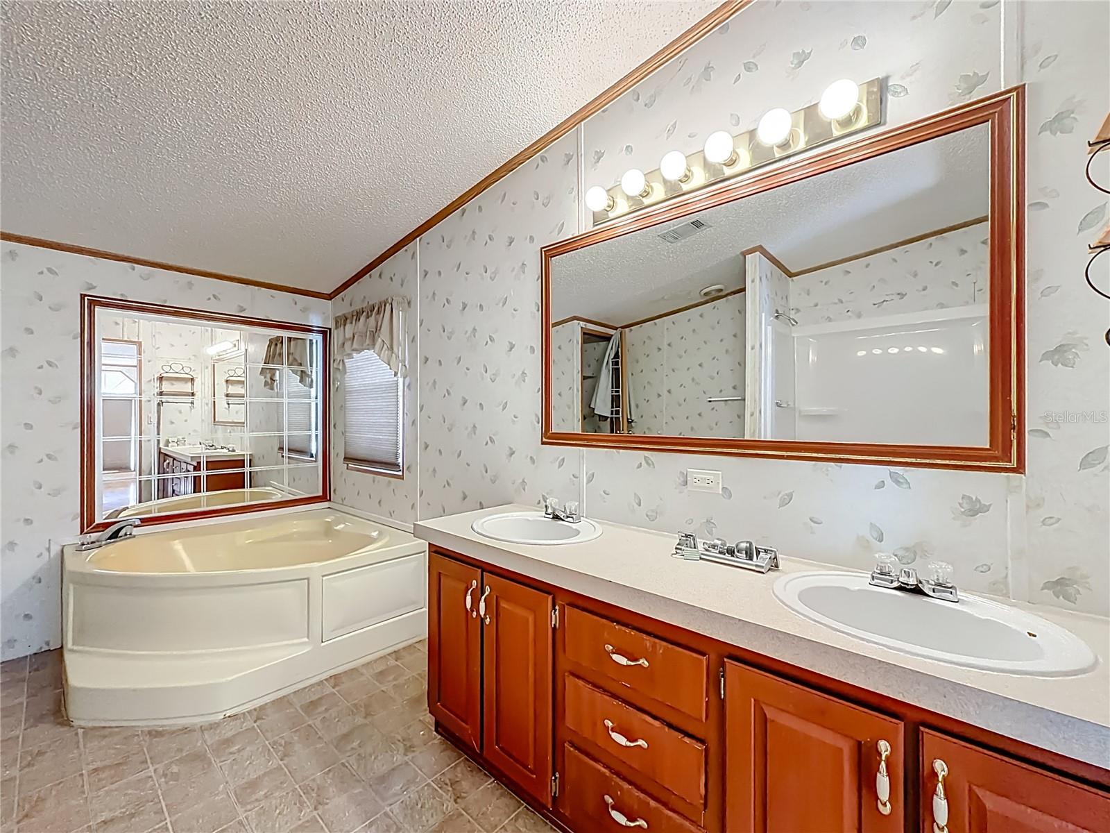 Image 26 of 50 For 9575 155th Street