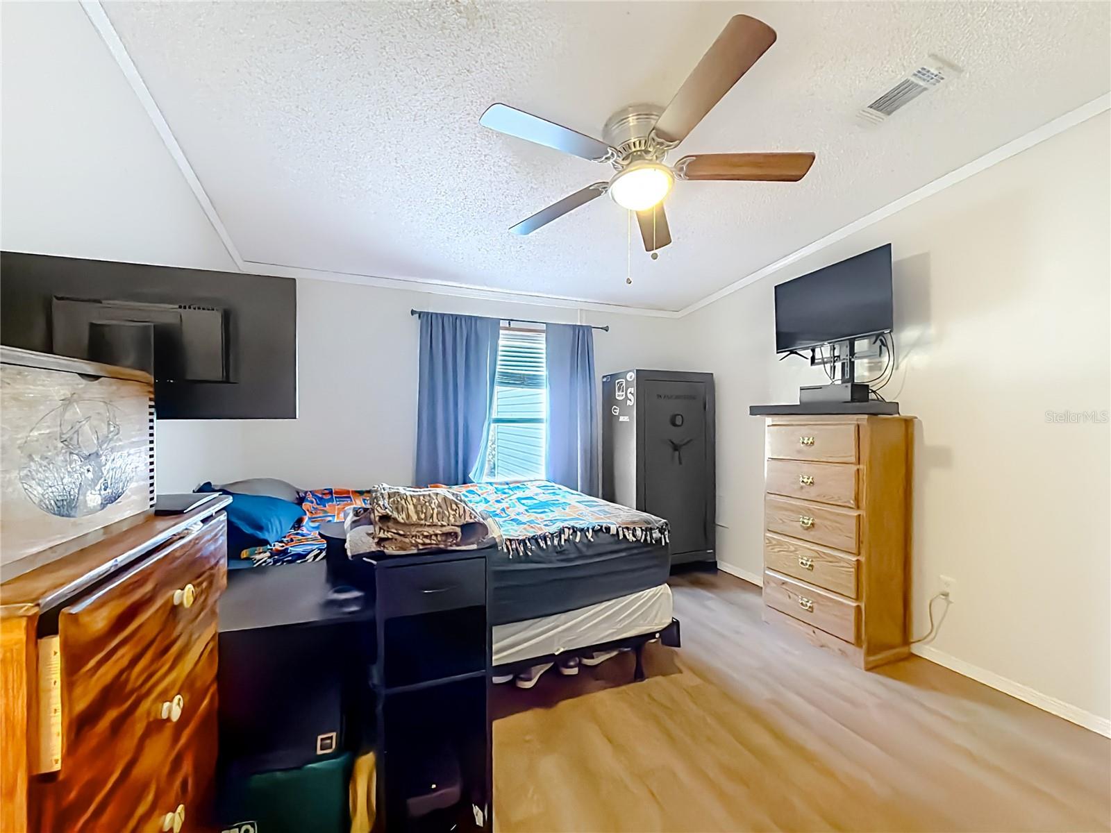 Image 29 of 50 For 9575 155th Street