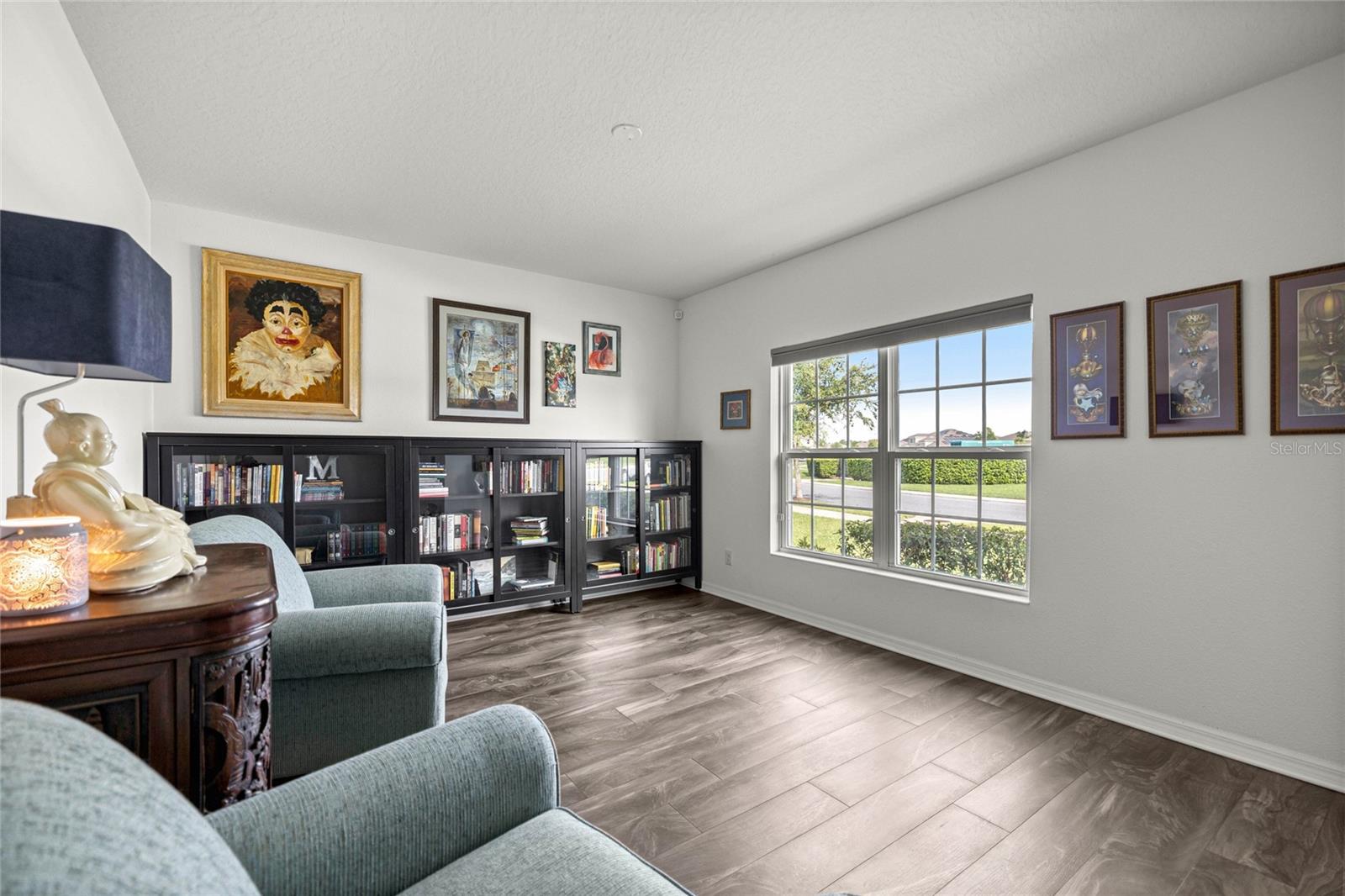 Image 11 of 46 For 358 Irving Bend Drive