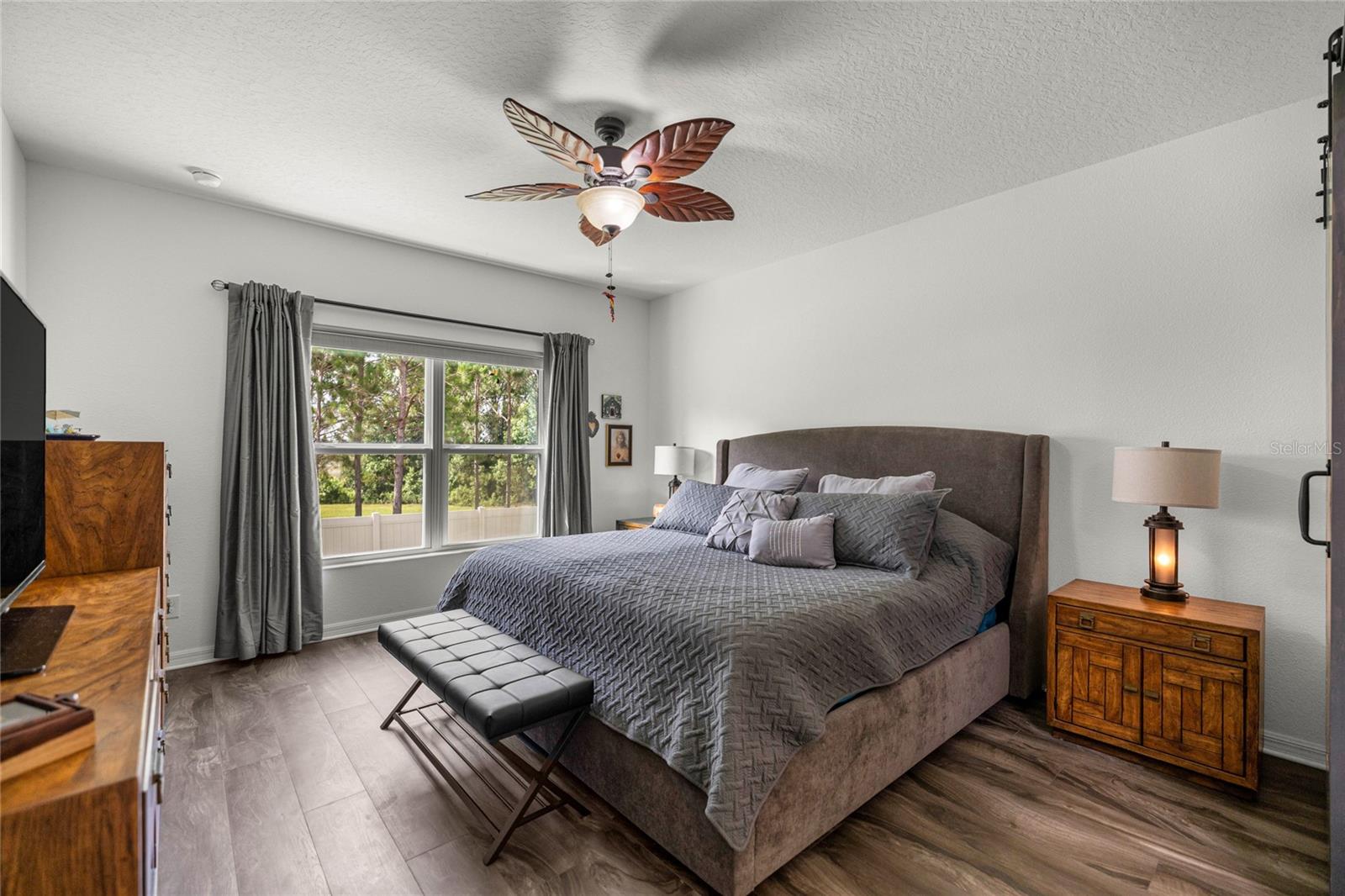 Image 13 of 46 For 358 Irving Bend Drive