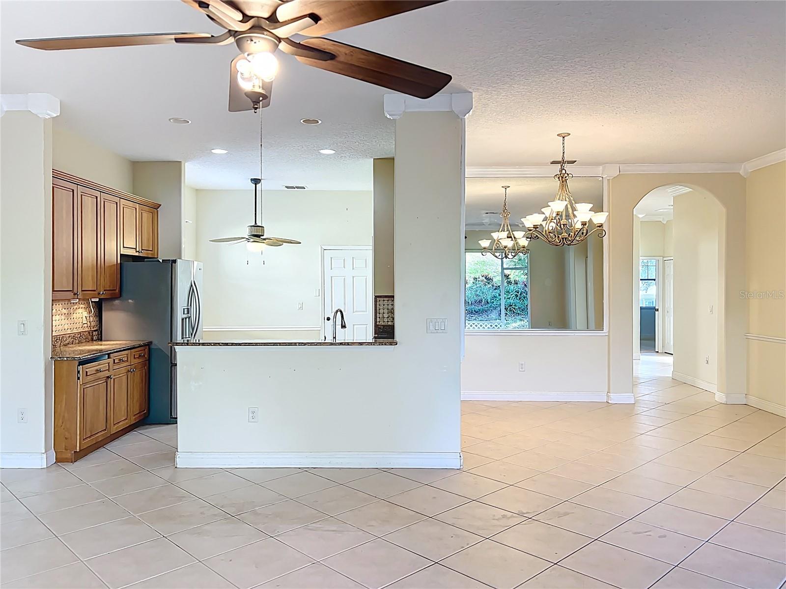 Image 12 of 62 For 916 Wolf Creek Street