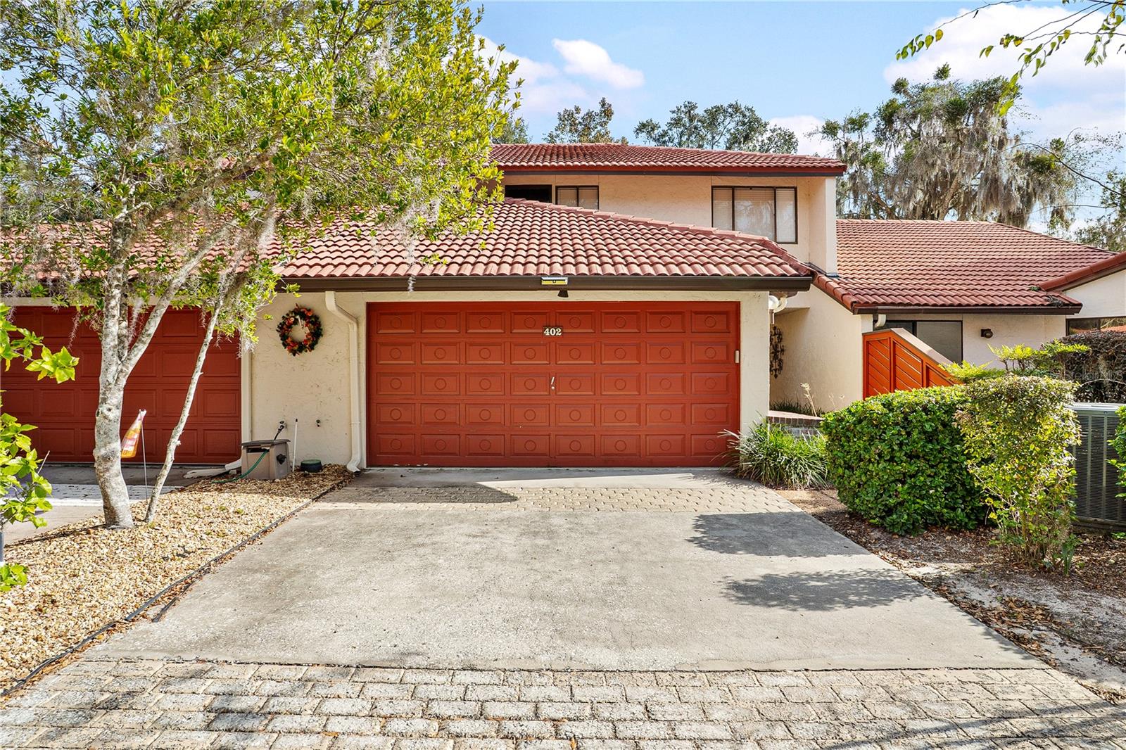 Details for 402 Clusterwood Drive, YALAHA, FL 34797