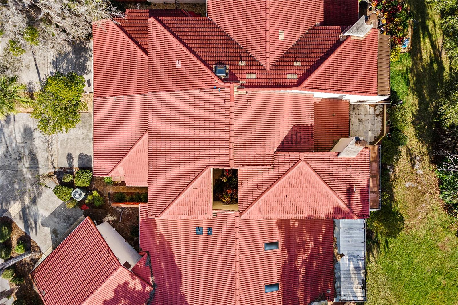 Image 43 of 67 For 402 Clusterwood Drive