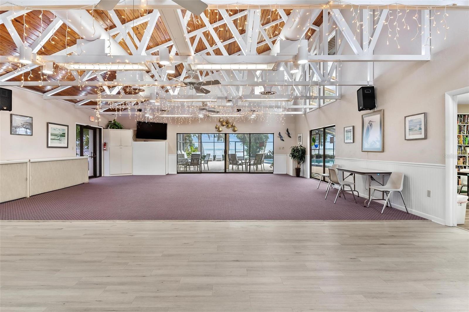 Image 53 of 67 For 402 Clusterwood Drive