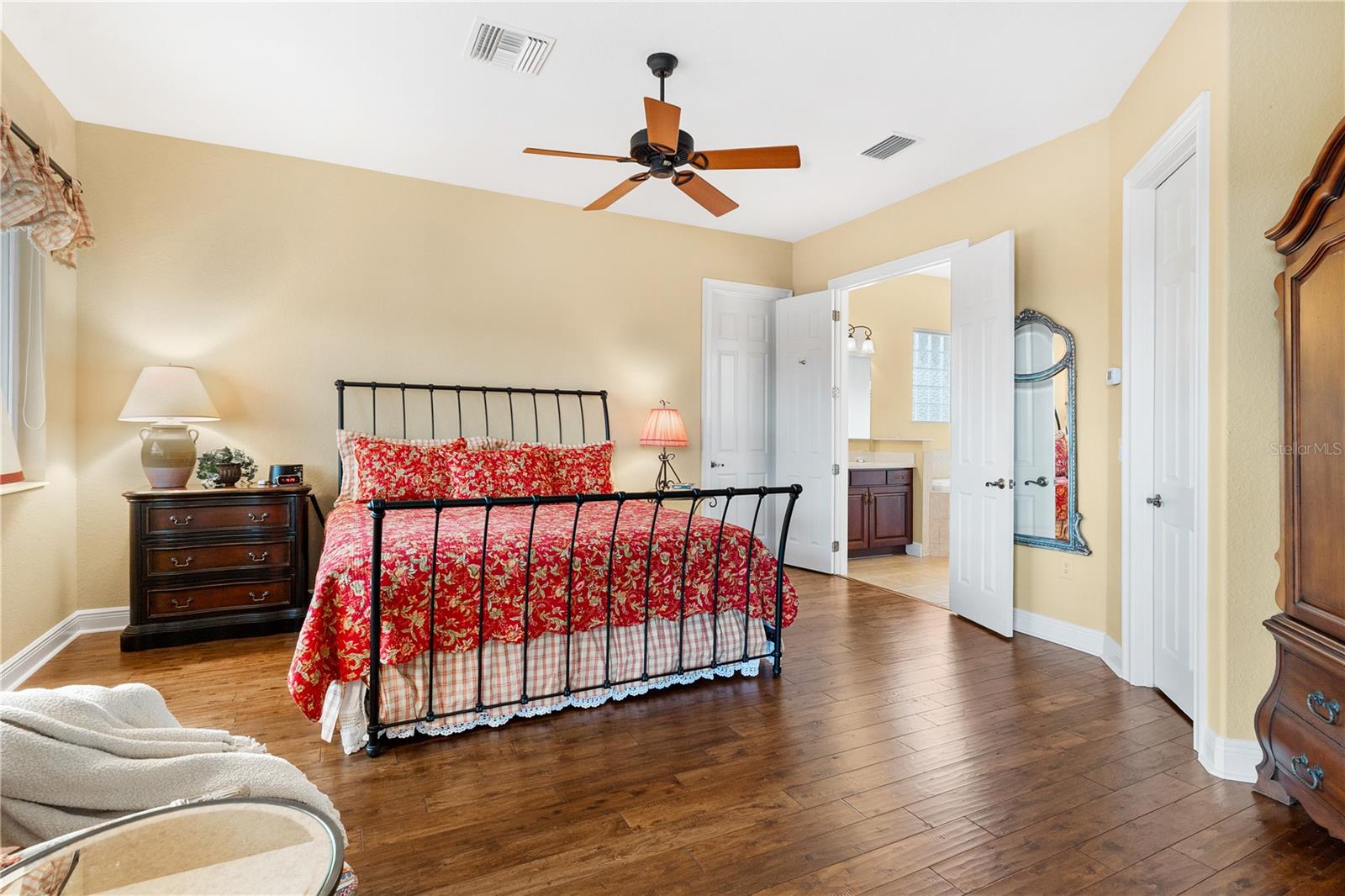 Image 33 of 65 For 38912 Harborwoods Place