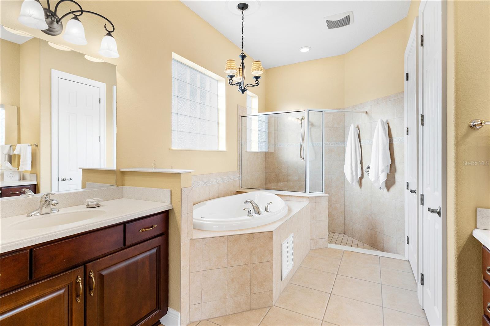 Image 35 of 65 For 38912 Harborwoods Place