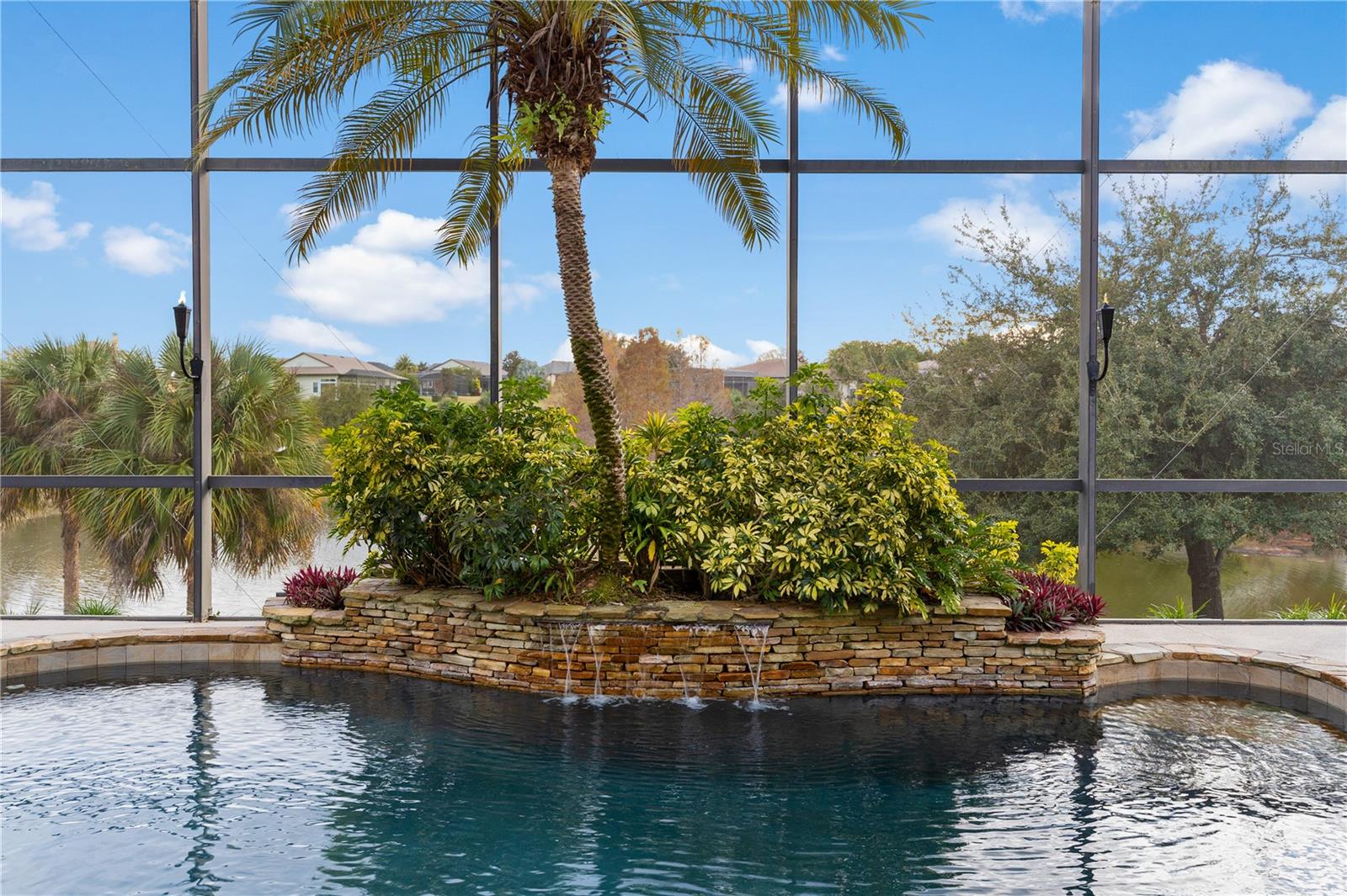 Image 7 of 65 For 38912 Harborwoods Place