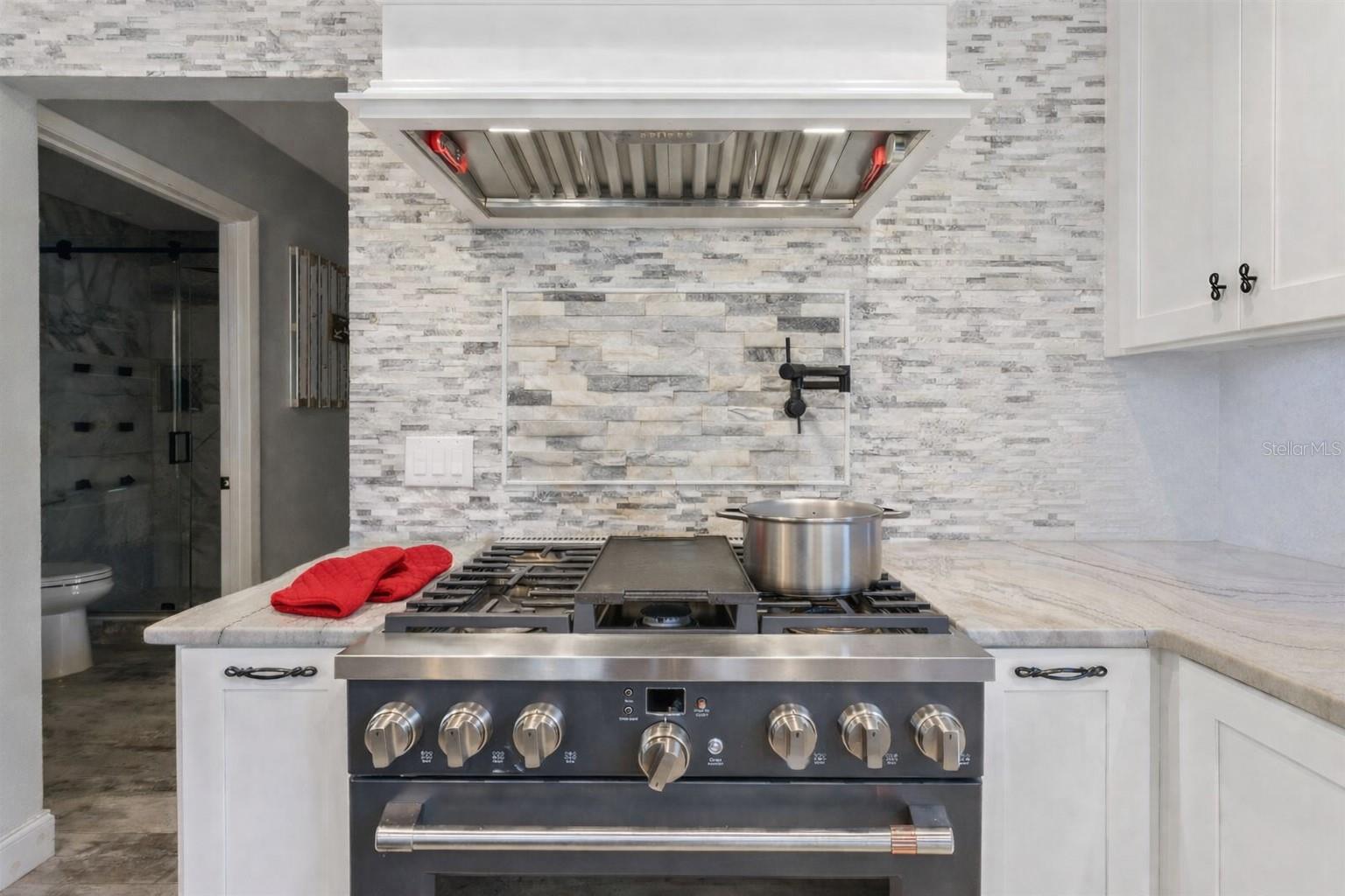 Image 19 of 48 For 12545 Putney Court