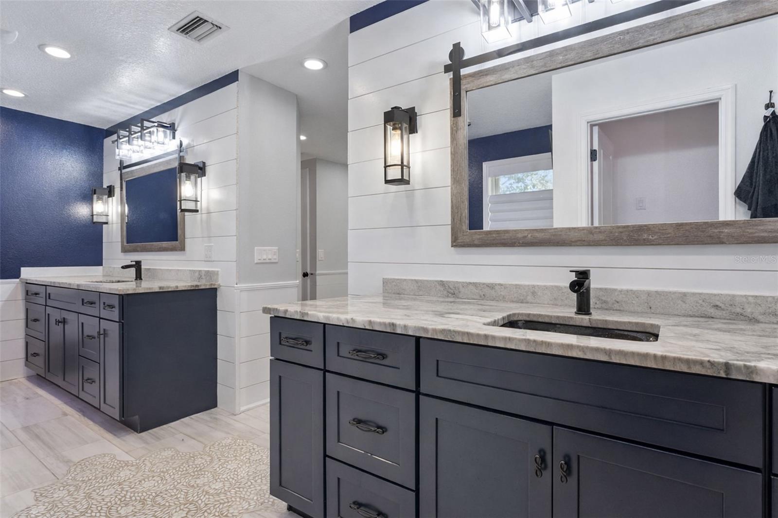 Image 29 of 48 For 12545 Putney Court