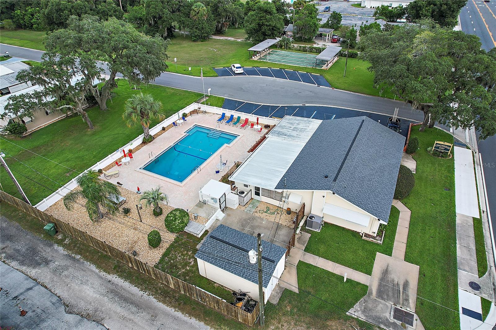 Image 51 of 57 For 2353 Coach N Four Drive