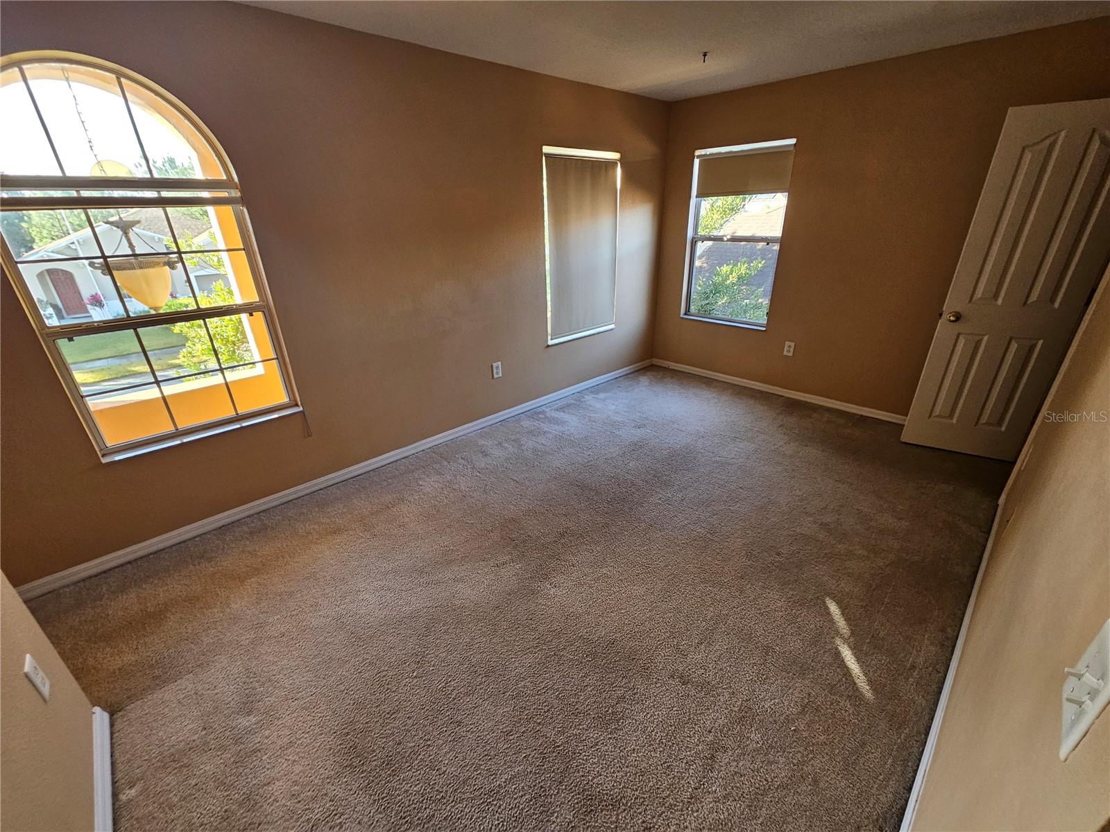 Image 15 of 16 For 1881 Strathmore Circle