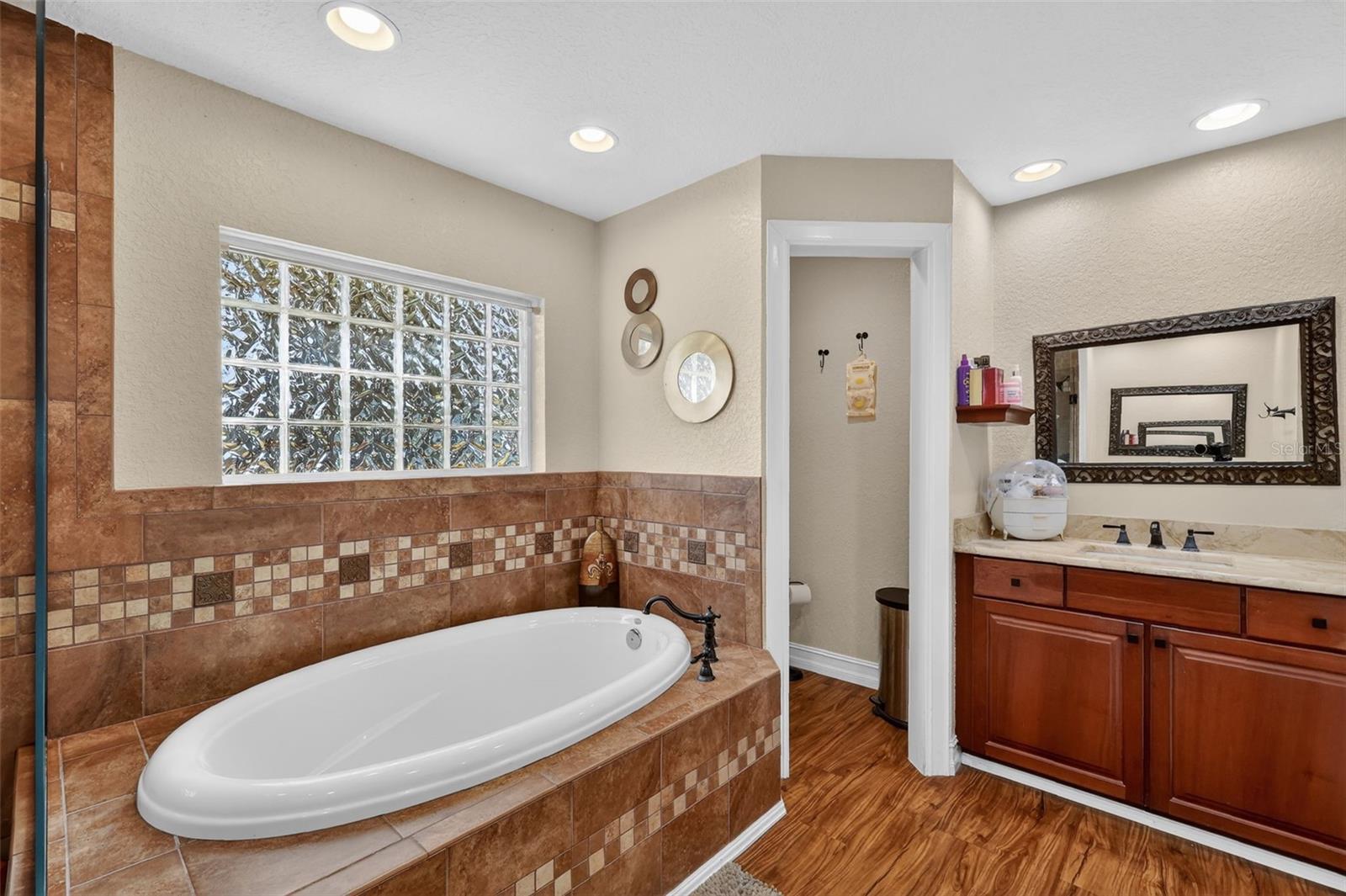 Image 21 of 26 For 35043 Silver Oak Drive