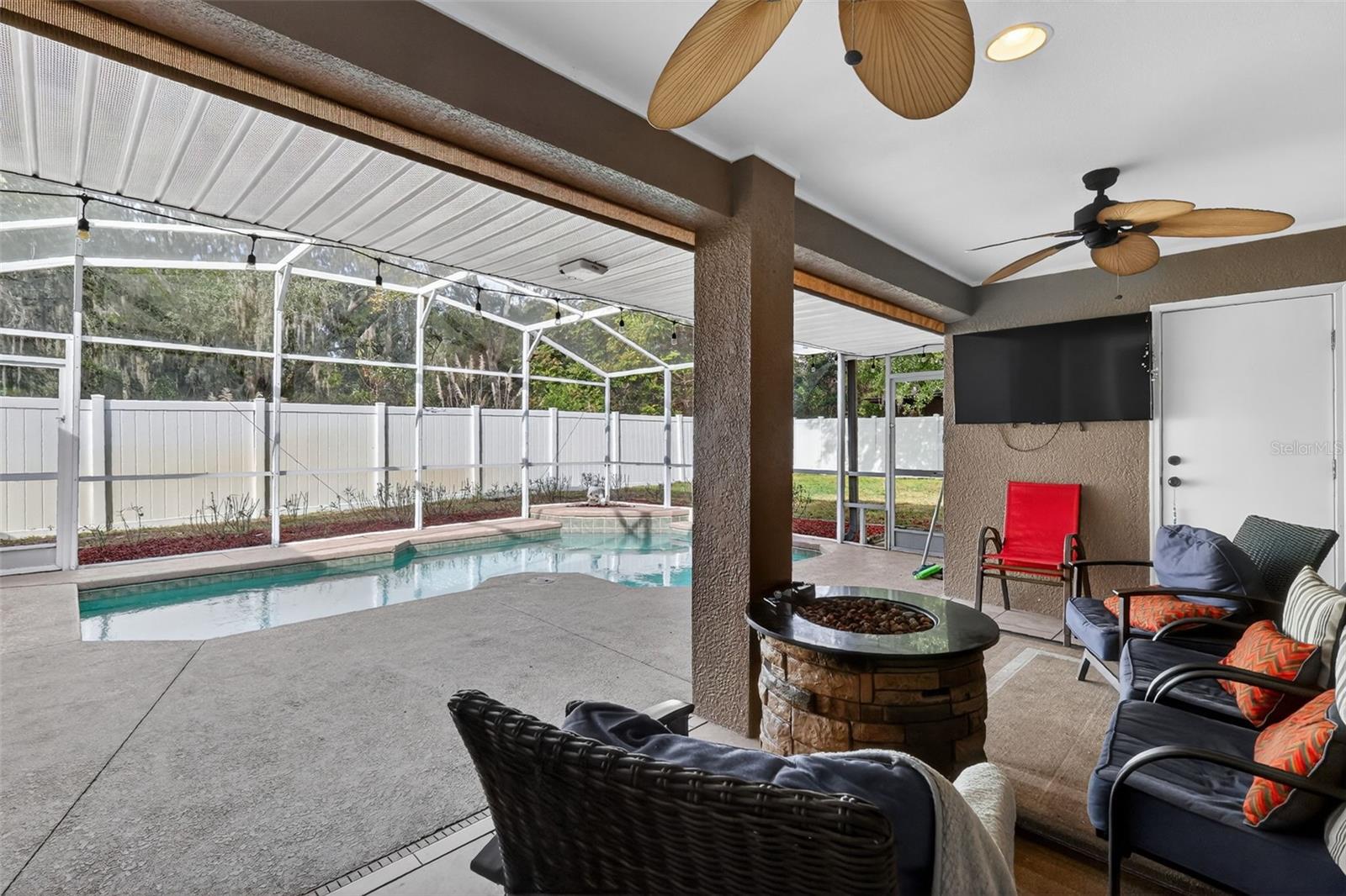 Image 5 of 26 For 35043 Silver Oak Drive