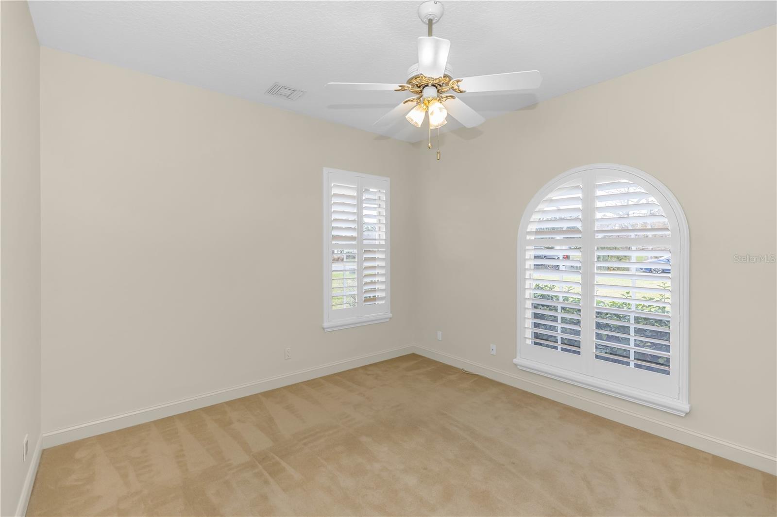 Image 16 of 64 For 34301 Parkview Avenue