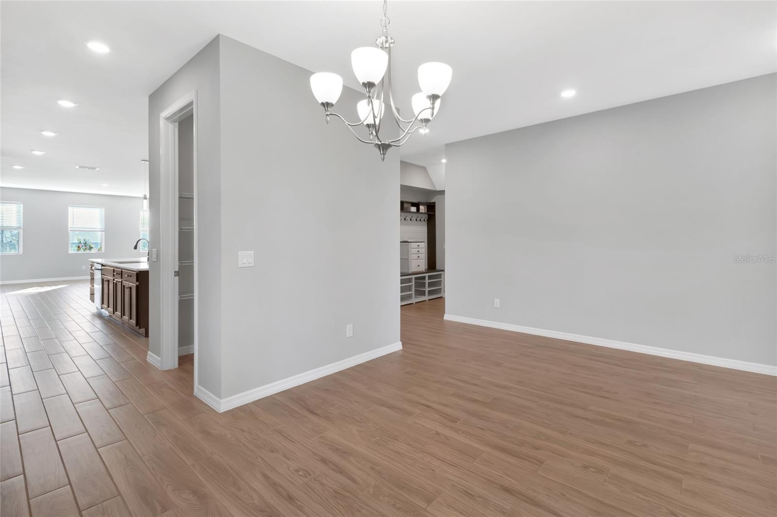 Image 11 of 72 For 2290 Endeavor Way