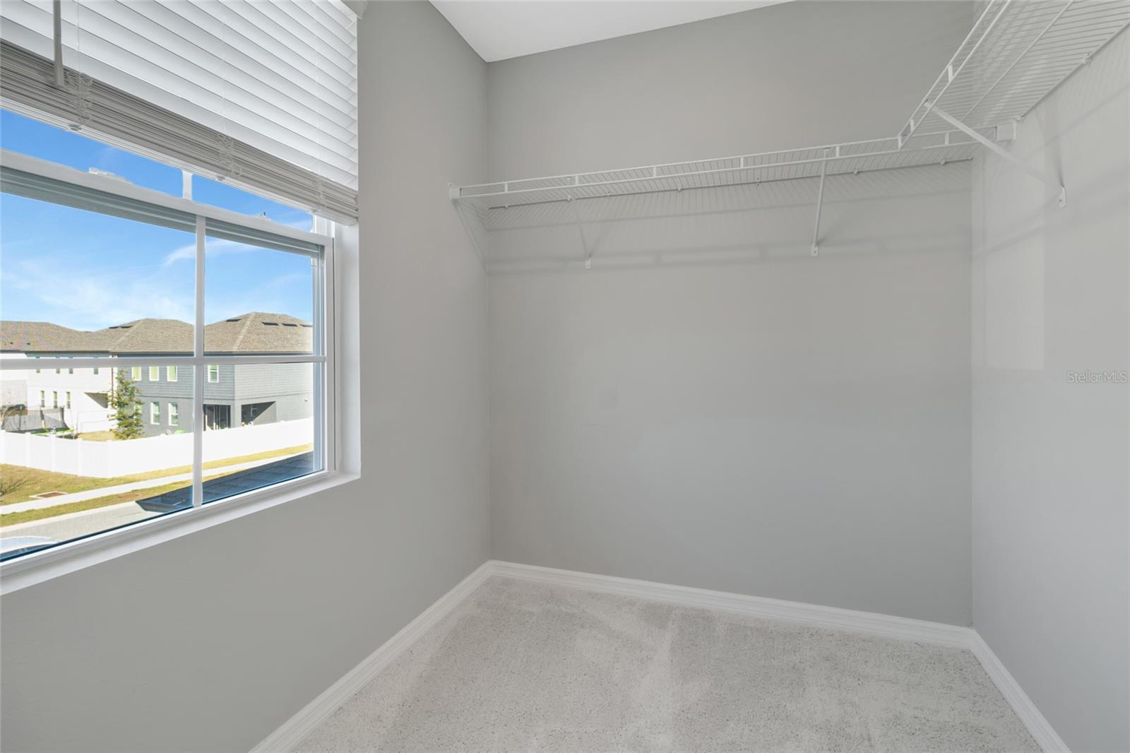 Image 41 of 72 For 2290 Endeavor Way