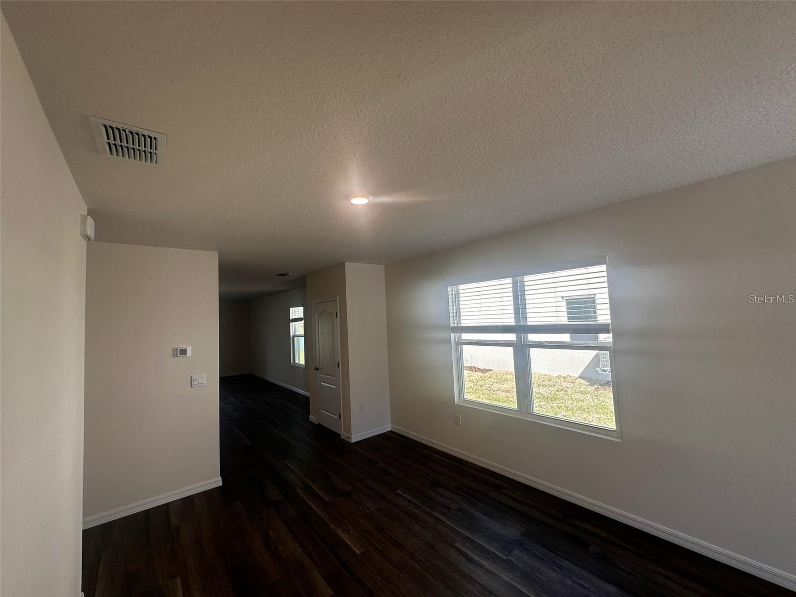 Image 11 of 28 For 3298 Briarwood Dr