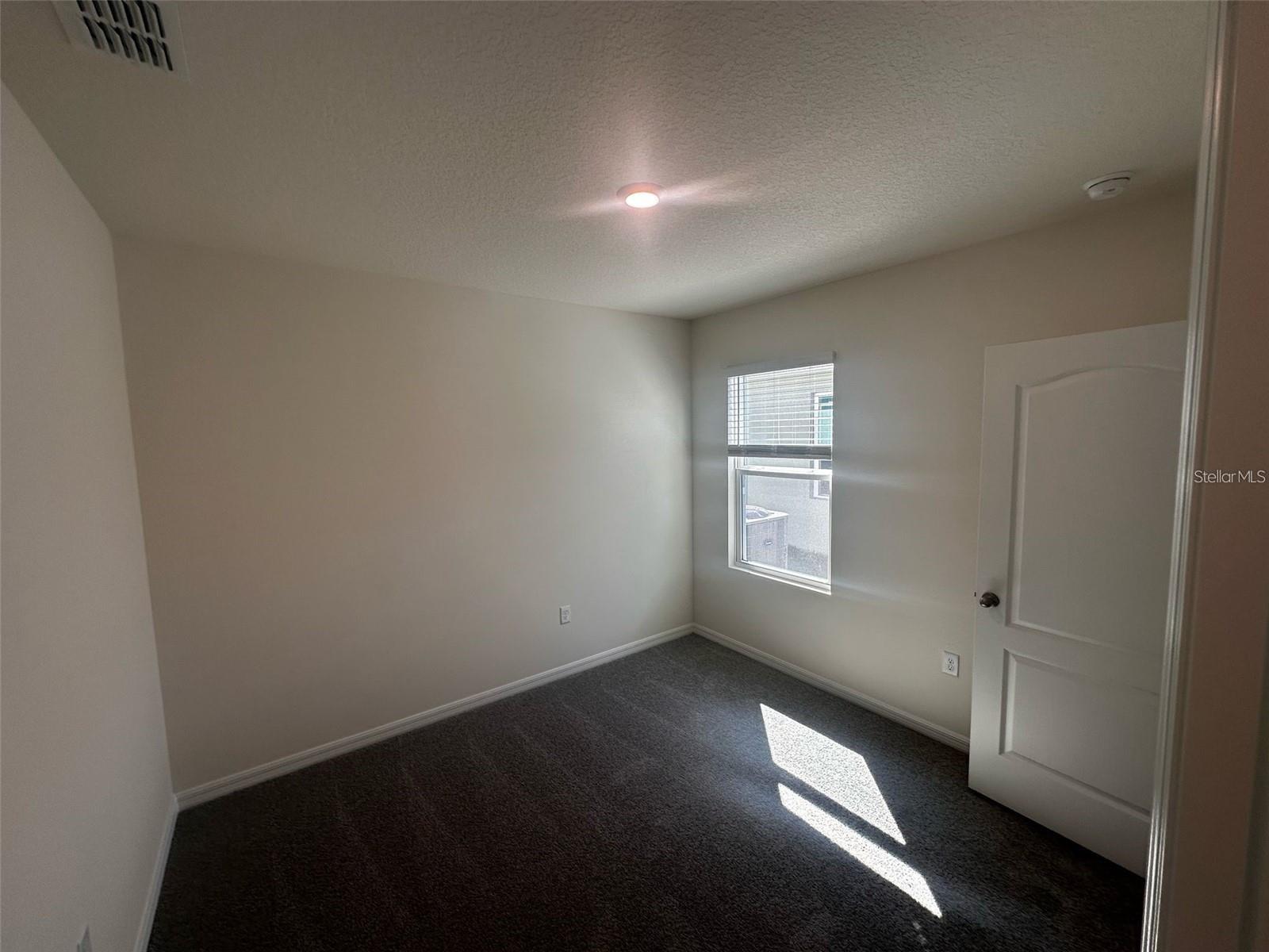 Image 17 of 28 For 3298 Briarwood Dr