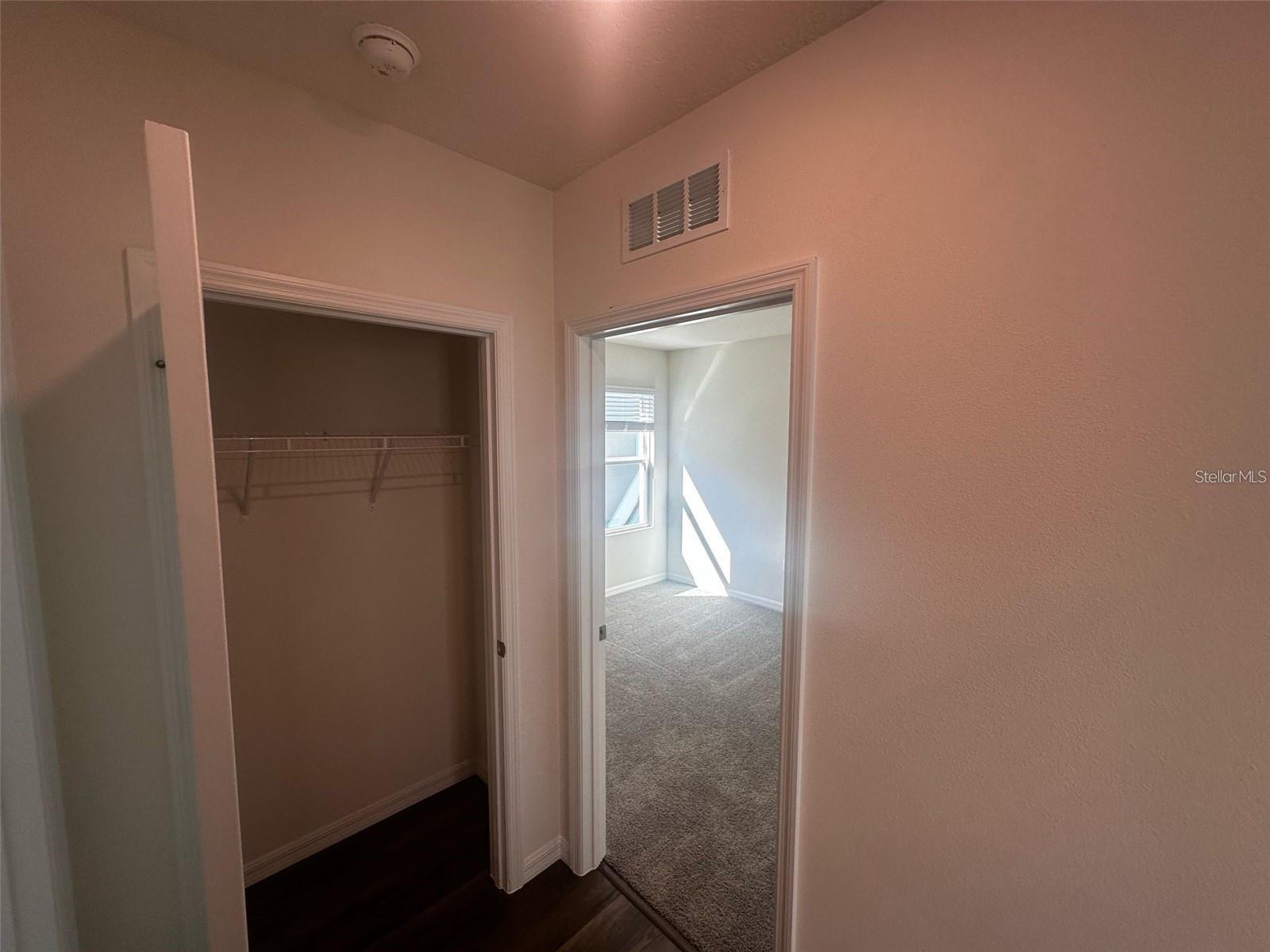 Image 19 of 28 For 3298 Briarwood Dr