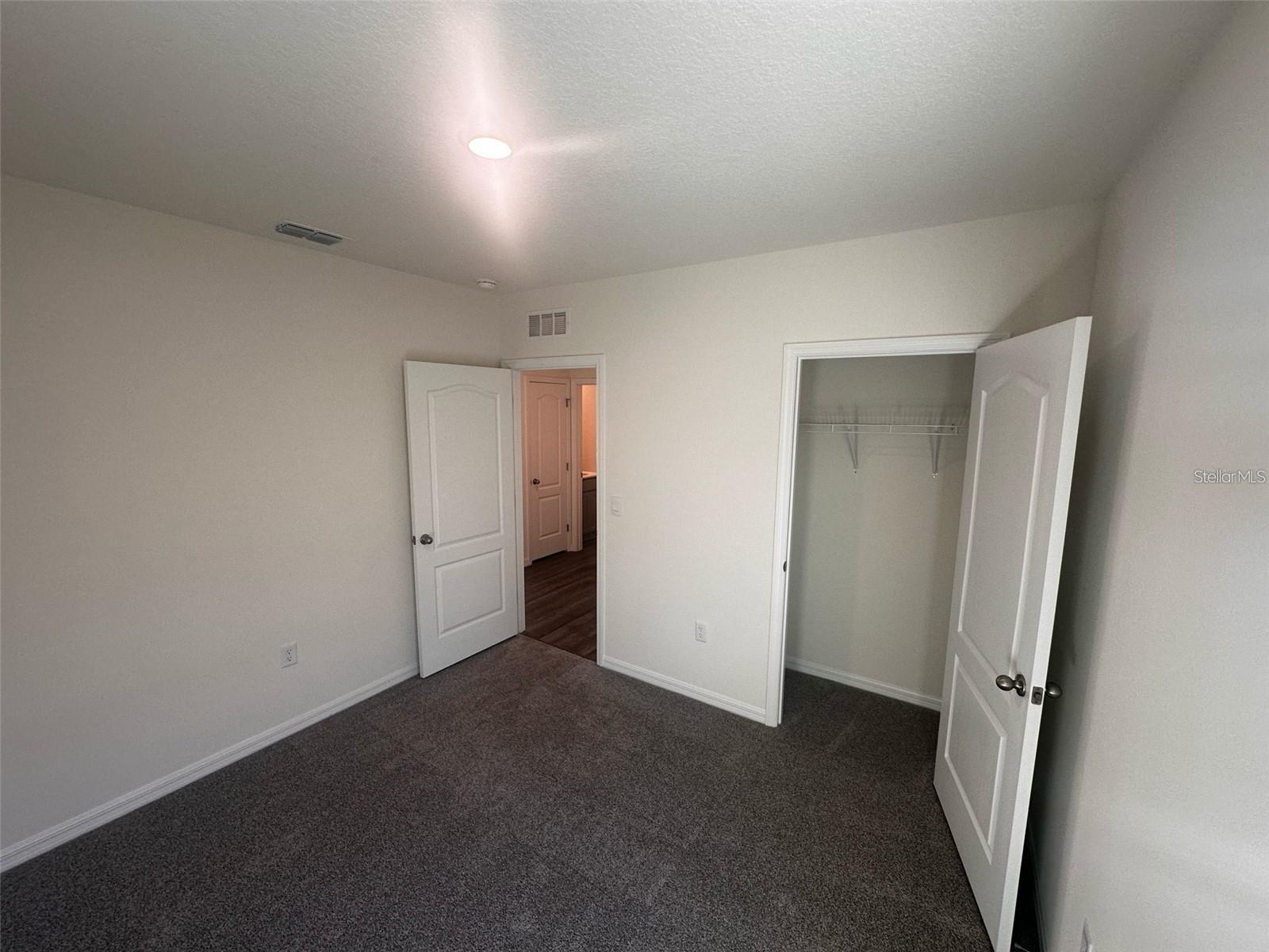 Image 20 of 28 For 3298 Briarwood Dr