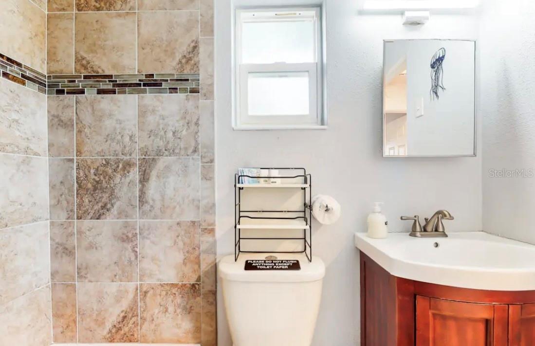 Image 13 of 28 For 726 Stremma Road