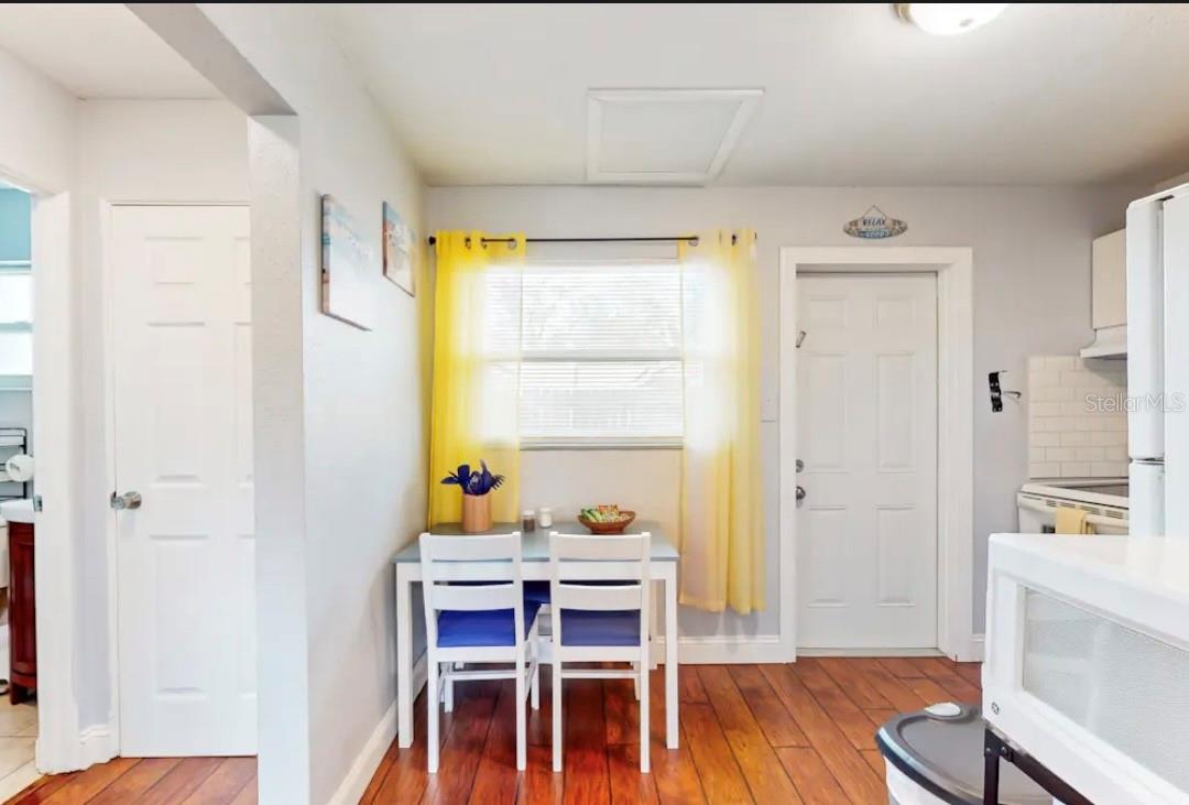 Image 5 of 28 For 726 Stremma Road